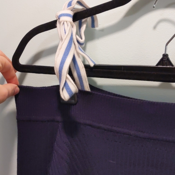 89th & Madison Navy Off the Shoulder Sweater - Picture 2 of 6